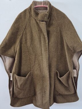 Zara Olive Wool Cape Coat with Front Pockets